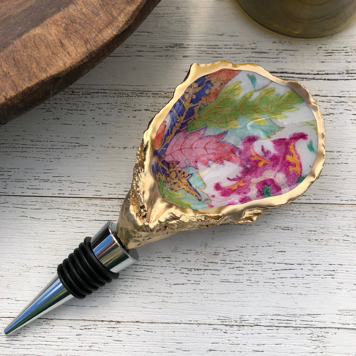 Oyster Shell Wine Stopper--White Tobacco Leaf