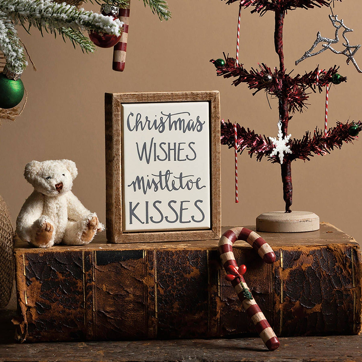 Christmas Wishes Mistletoe Kisses Box Sign Mini