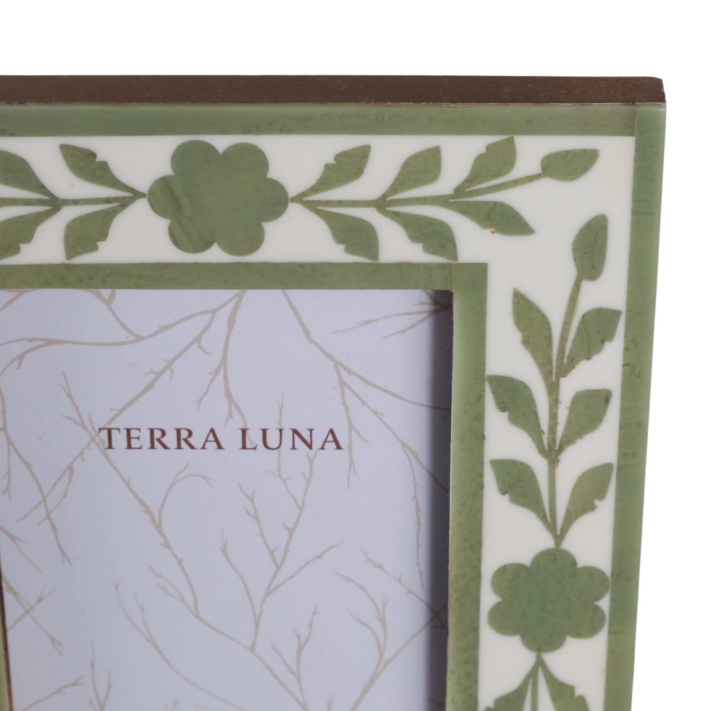 White/Green 4x6 in. Wooden Petals Photo Frame